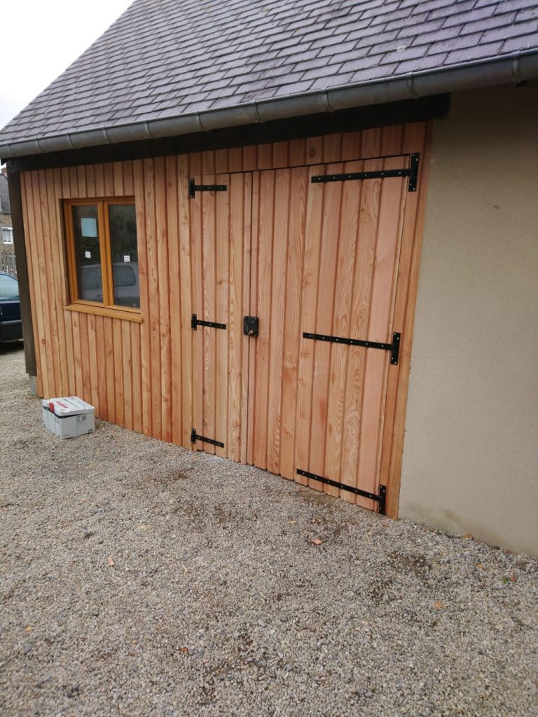 menuiserie sur mesure bois artisan saint-malo bretagne abri de jardin noyer