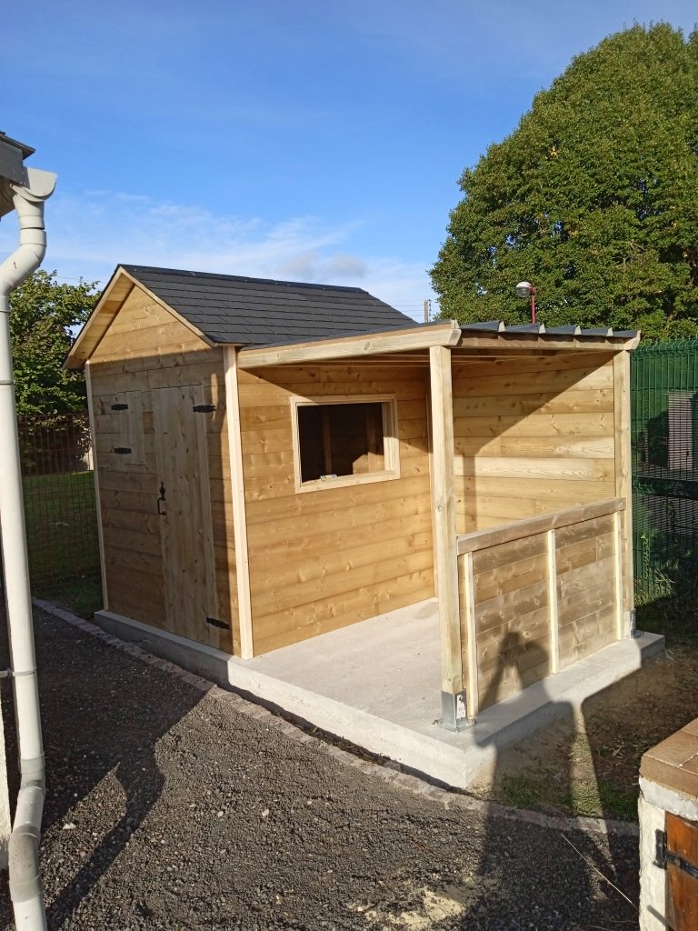 menuiserie sur mesure bois artisan saint-malo bretagne abri de jardin pin traité