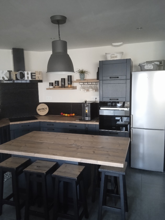 menuiserie sur mesure bois artisan saint-malo bretagne cuisine chêne