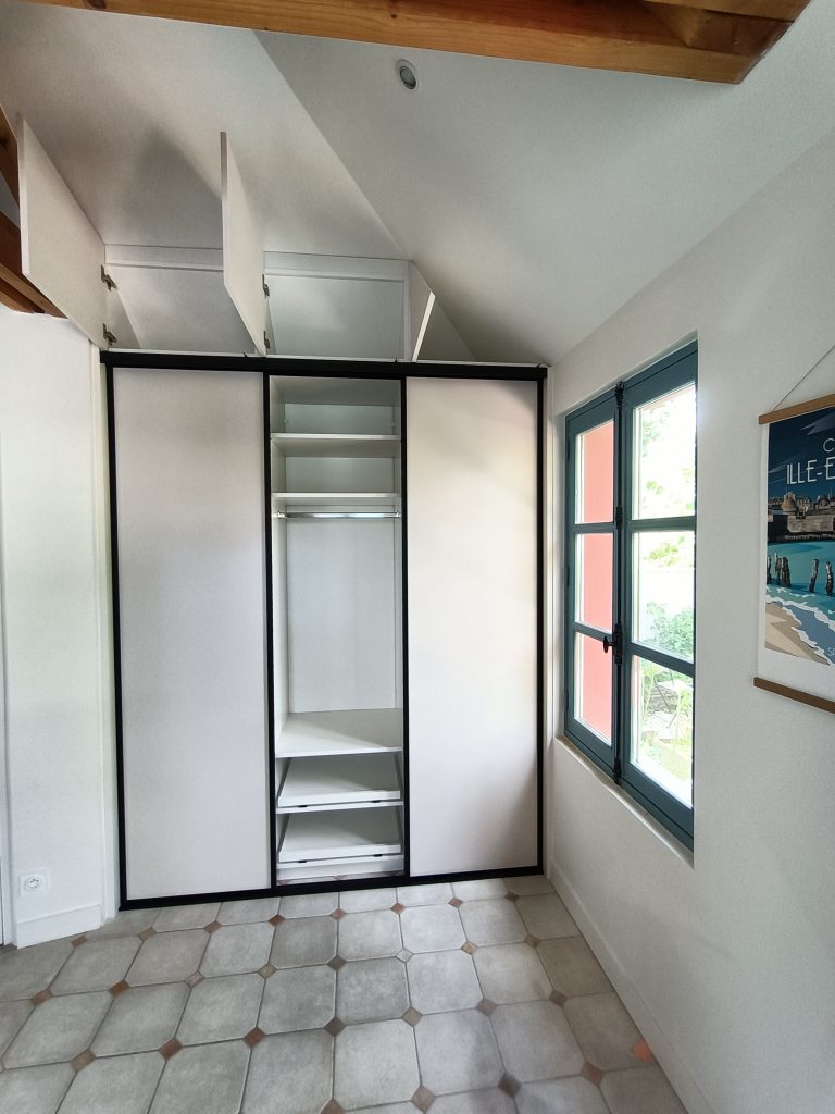 menuiserie sur mesure bois artisan saint-malo bretagne dressing mélaminé